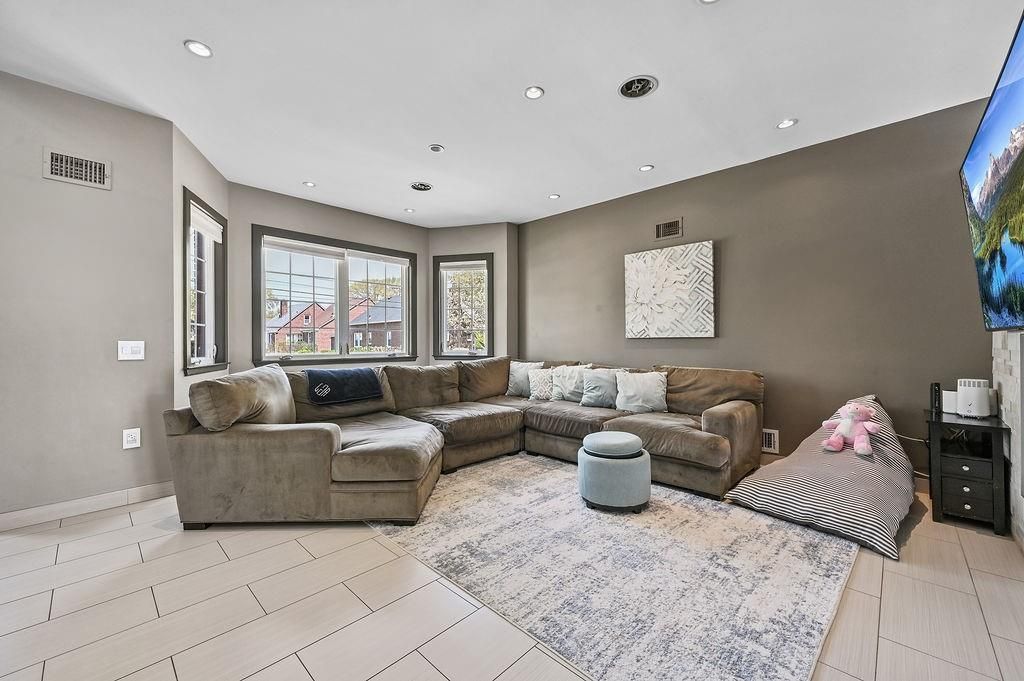 Interior, Living room, Recessed Lighting