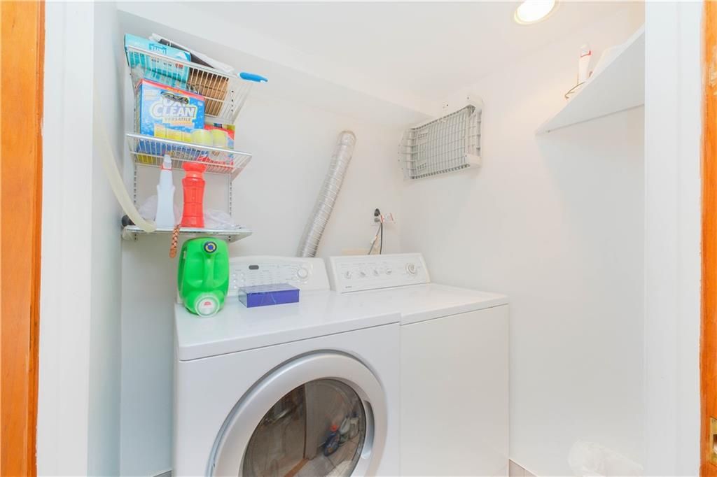 Interior, Recessed Lighting, Utility Closets, Washer