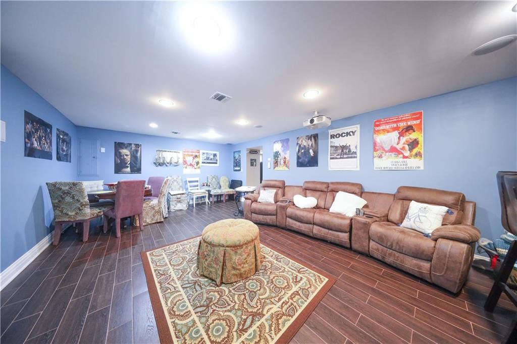 Dining room, Interior, Living room, Recessed Lighting, Wood Texture Flooring