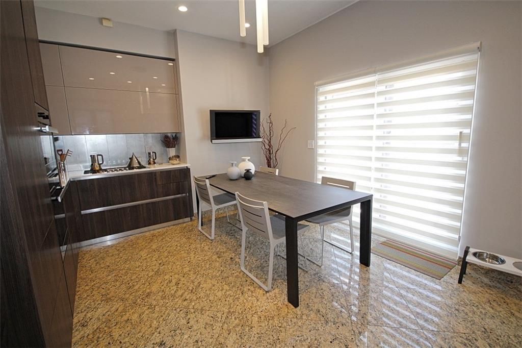 Dining room, Interior, Recessed Lighting