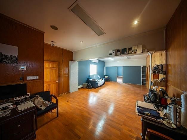 Home Office, Interior, Recessed Lighting, Wood Texture Flooring