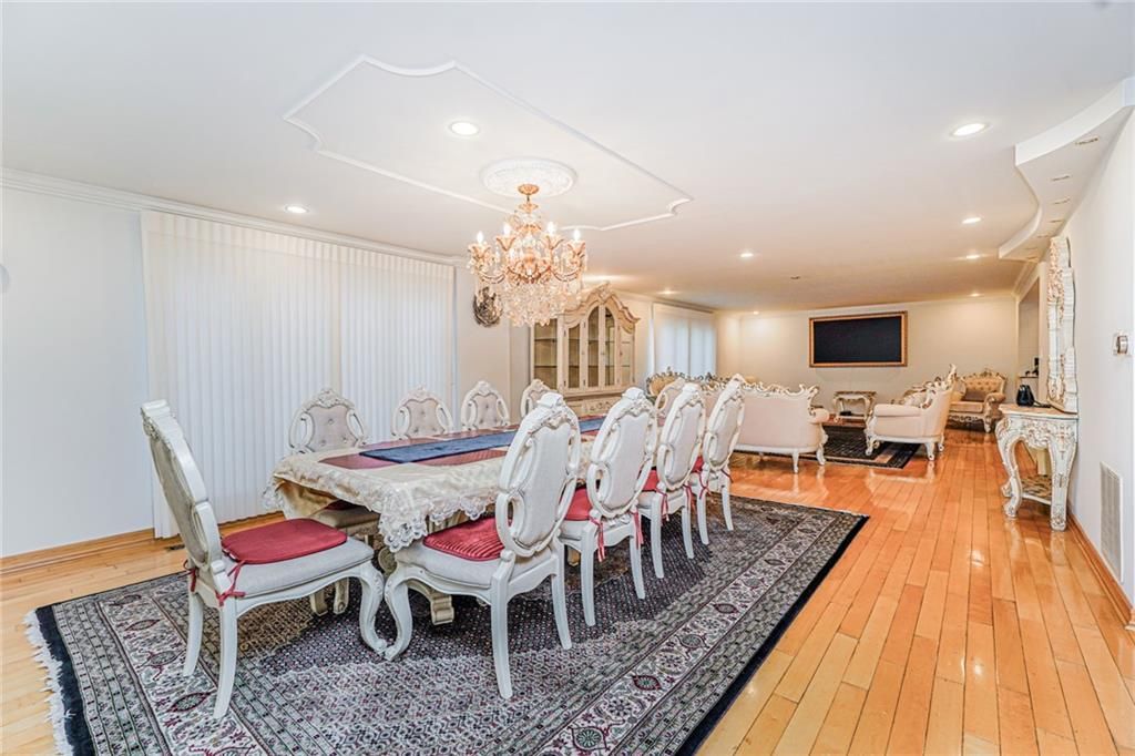 Chandelier, Dining room, Interior, Living room, Recessed Lighting, Wood Texture Flooring