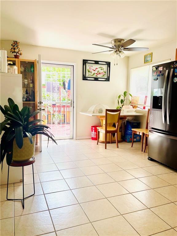 Dining room, Interior