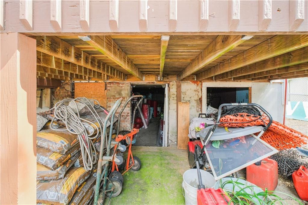Interior, Wooden Beams
