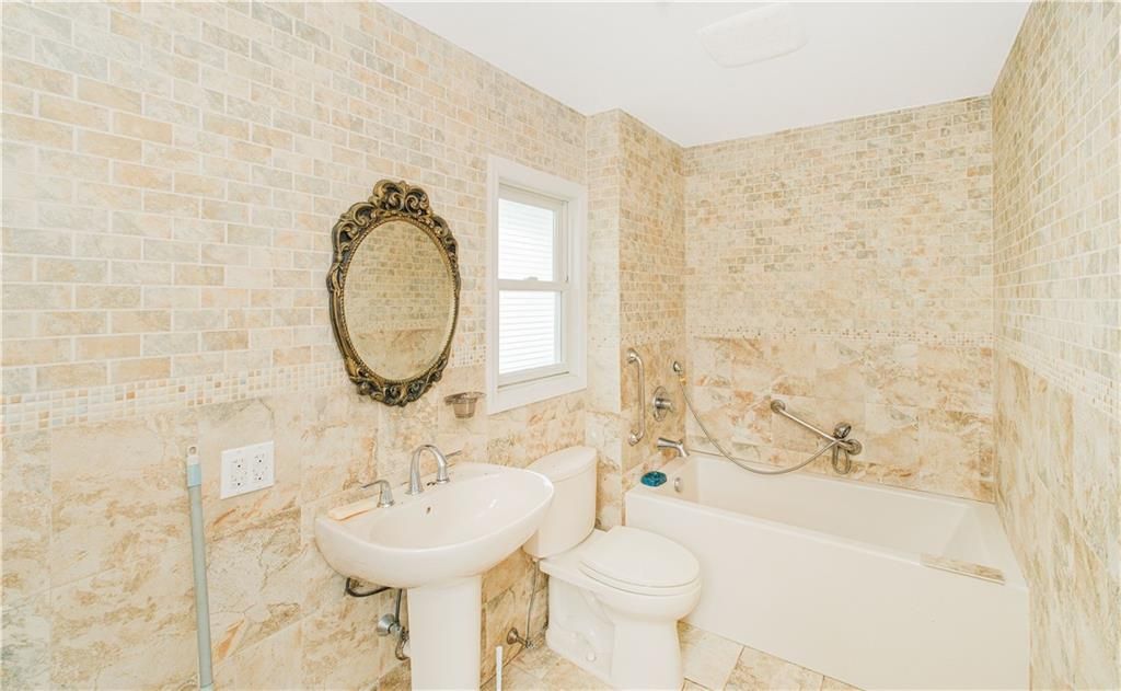 Bathroom, Interior, Stone Walls
