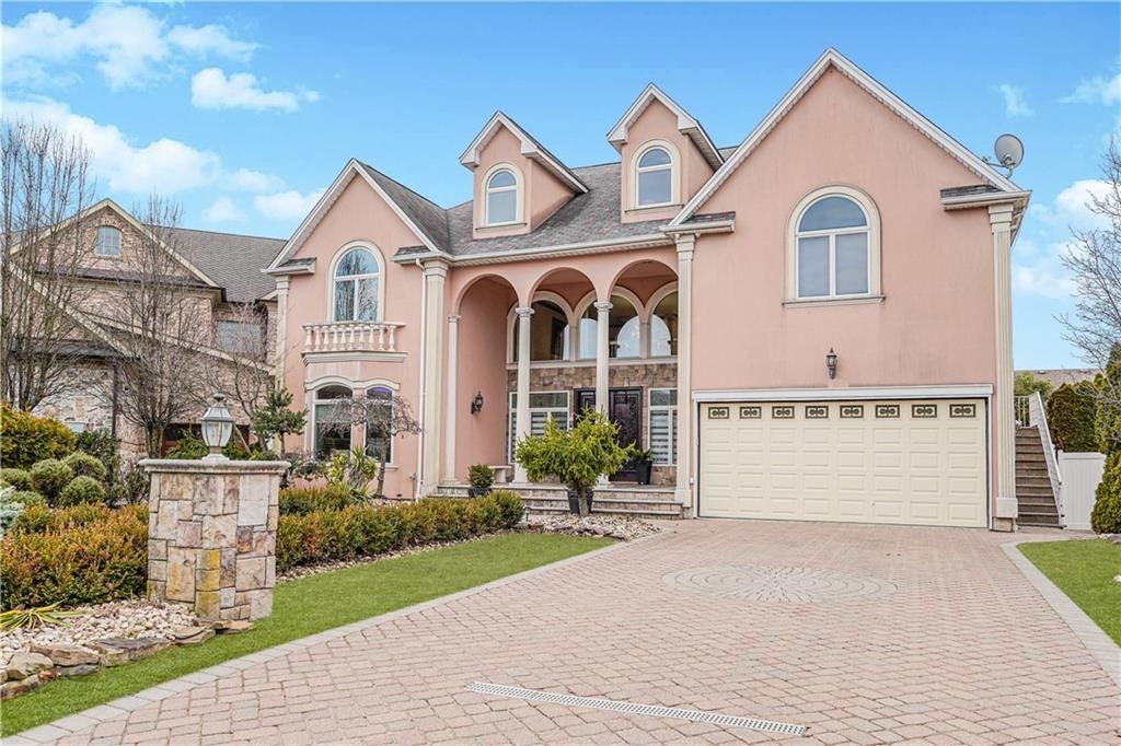 Attached, Exterior, Facade, French Provincial