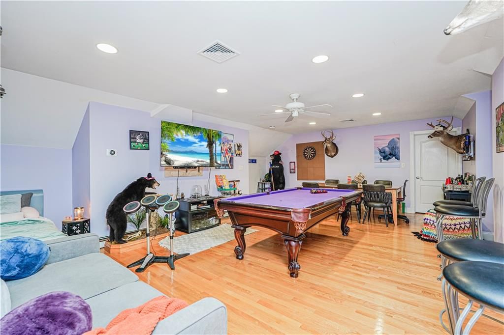 Billiard Table, Game Room, Interior, Recessed Lighting, Wood Texture Flooring