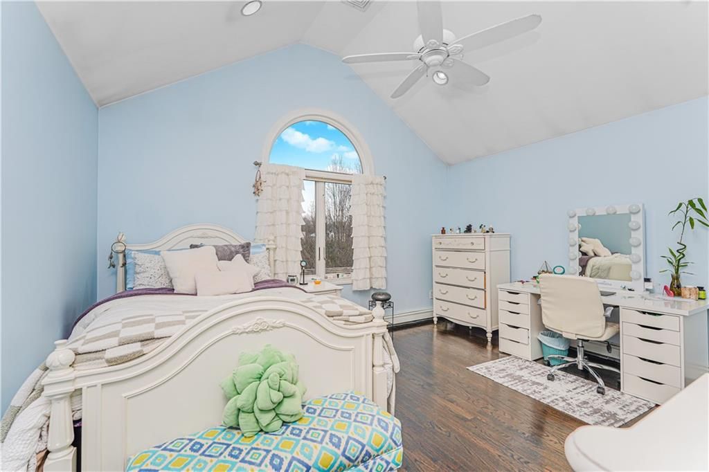 Bedroom, Home Office, Interior, Wood Texture Flooring