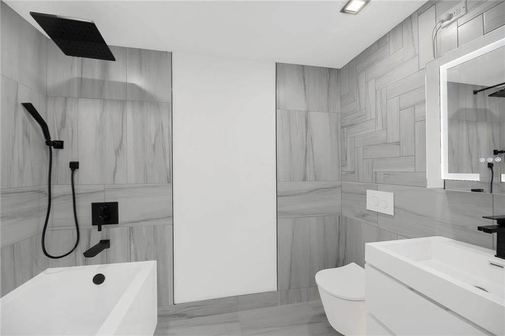 Bathroom, Interior, Marble, Marble Walls