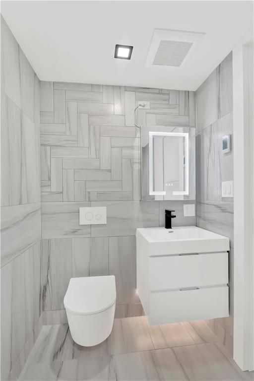 Bathroom, Interior, Marble Walls