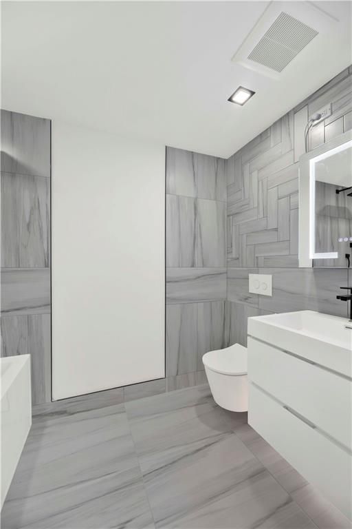 Bathroom, Interior, Marble Walls, Recessed Lighting