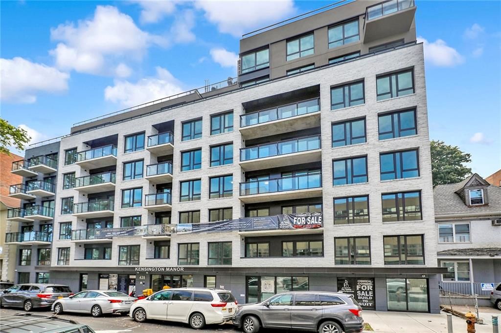 Exterior, Facade, Condo Building