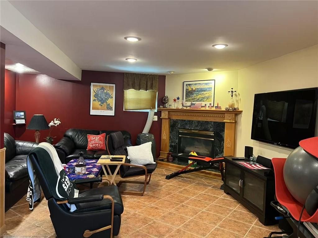 Fireplace, Interior, Living room, Recessed Lighting