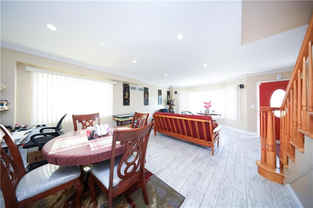Dining room, Interior, Living room, Recessed Lighting, Wood Texture Flooring