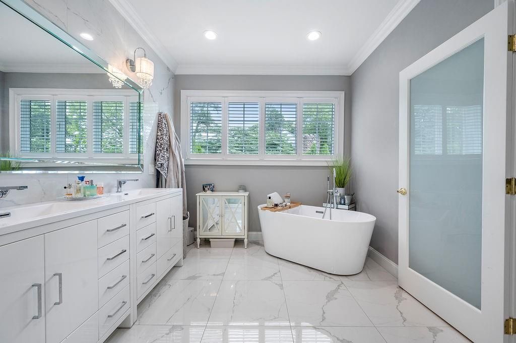 Bathroom, Dual Sink Vanities, Free Standing Baths, Interior, Marble, Recessed Lighting