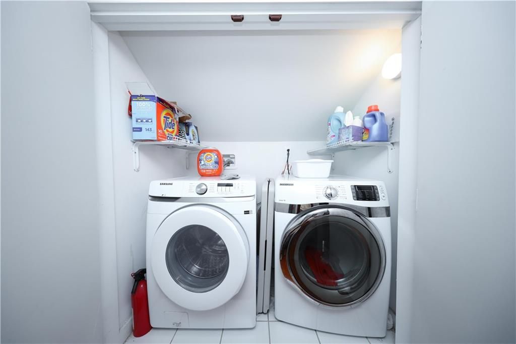 Interior, Washer