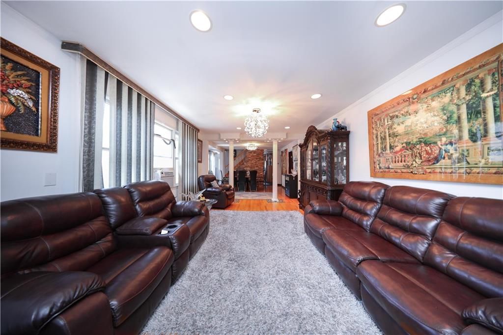 Chandelier, Interior, Living room, Recessed Lighting, Wood Texture Flooring