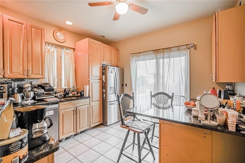 Dining room, Interior, Kitchen, Recessed Lighting