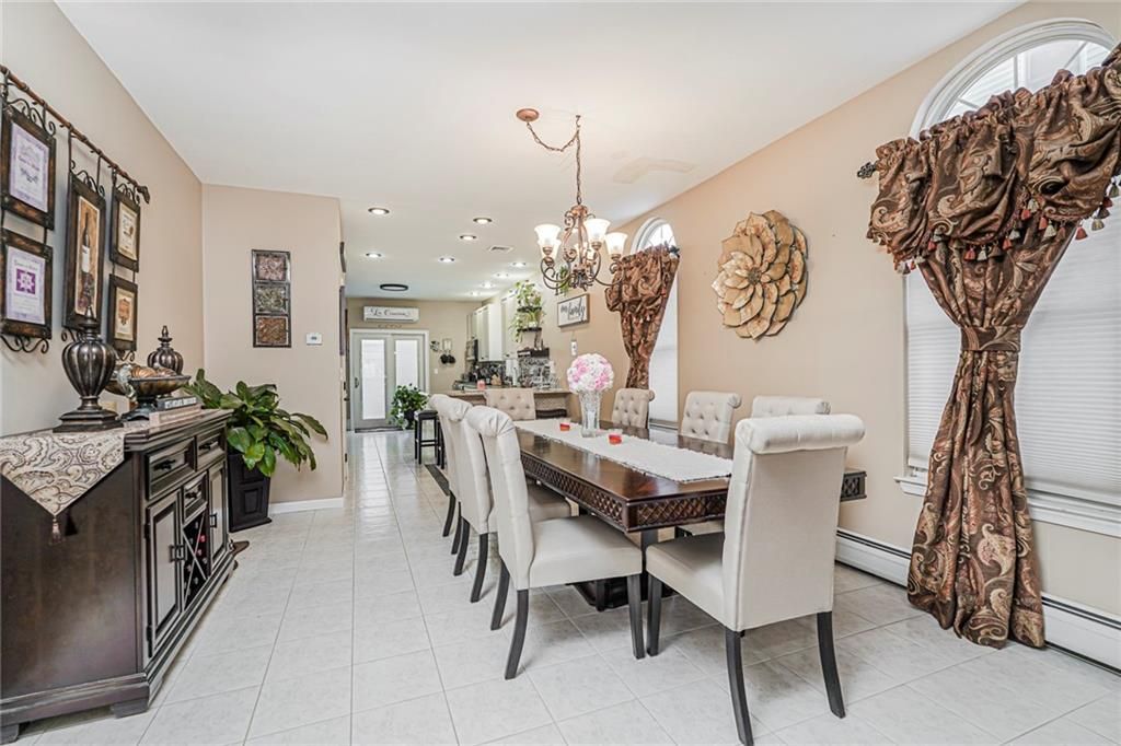 Chandelier, Dining room, Interior, Recessed Lighting