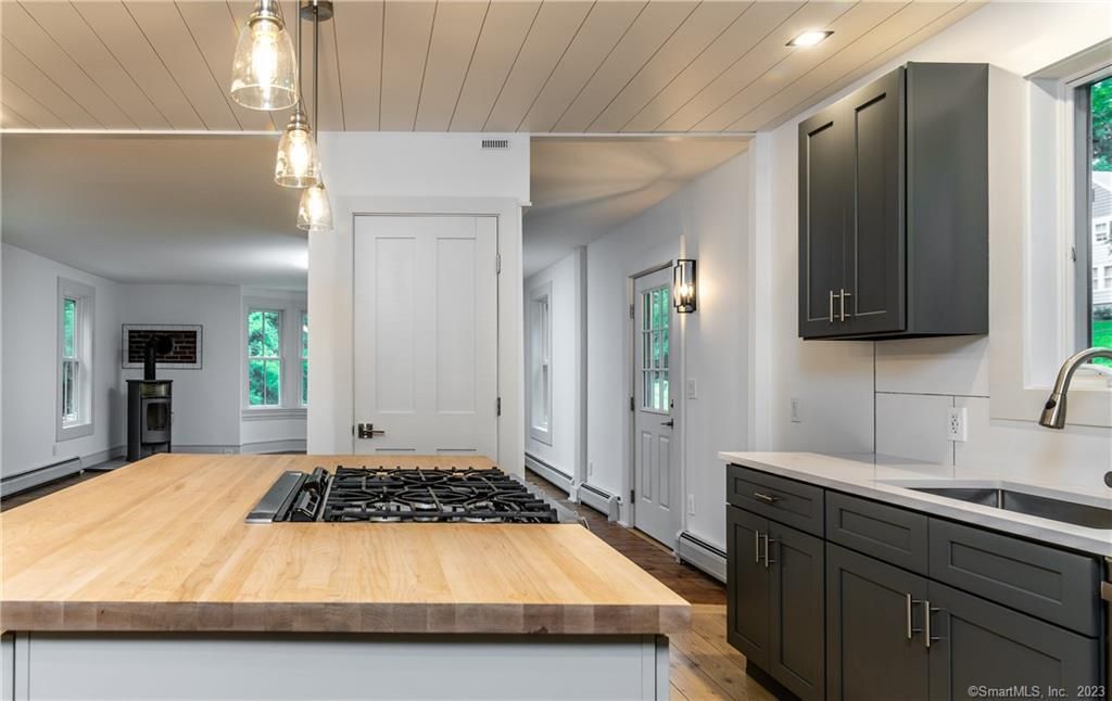 Interior, Kitchen, Pendant Lights, Recessed Lighting, Wood Texture Flooring
