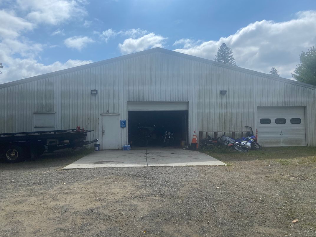 Detached Garage, Exterior