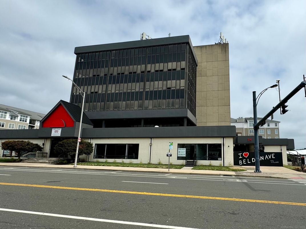 Exterior, Facade, Highrise