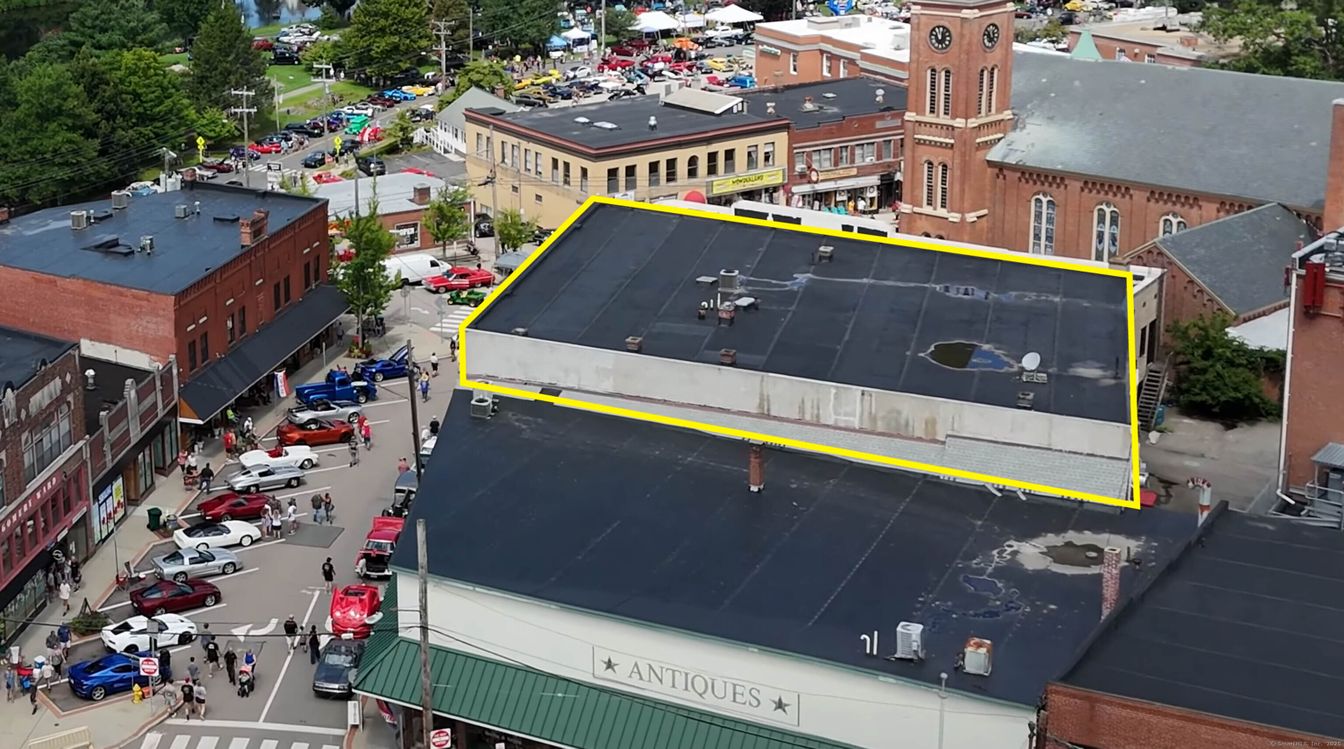 Exterior, Drone