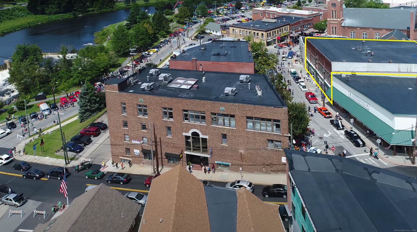 Exterior, Drone
