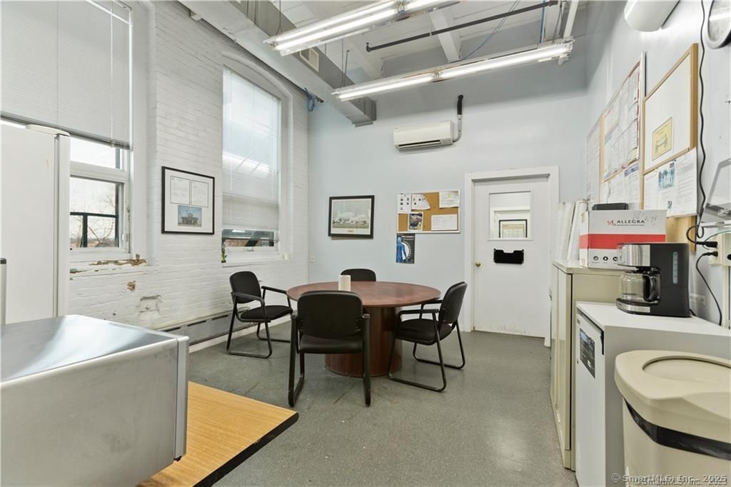 Dining room, Interior