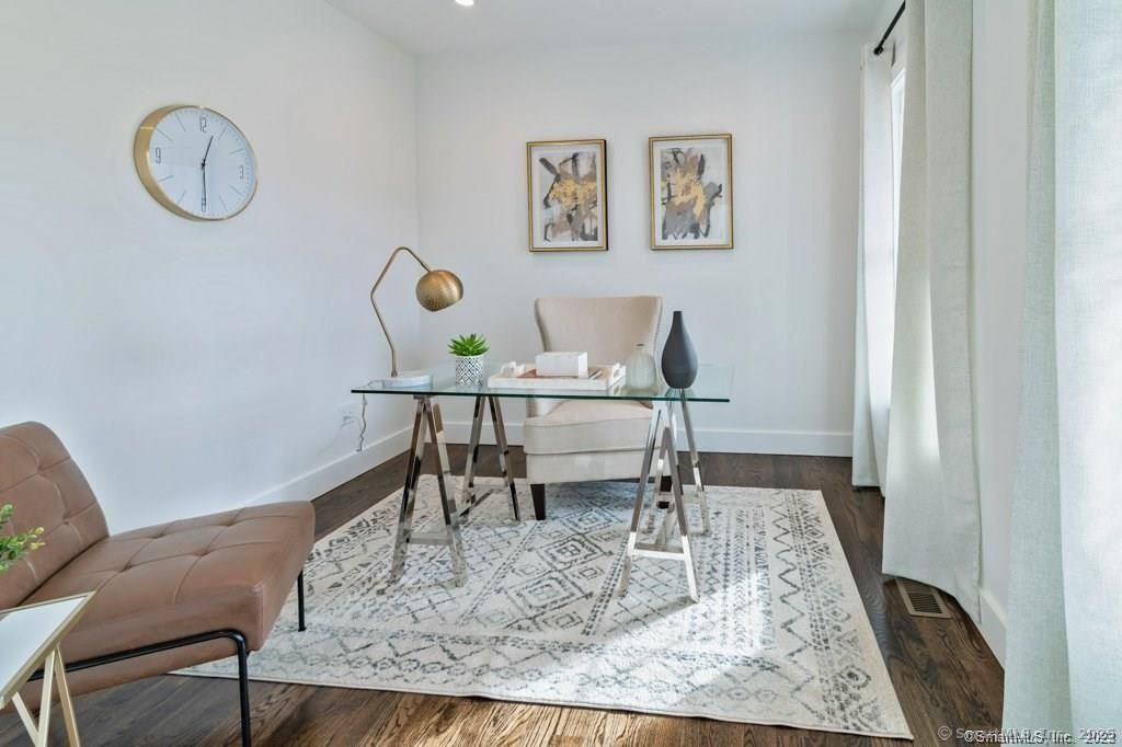Home Office, Interior, Recessed Lighting, Wood Texture Flooring