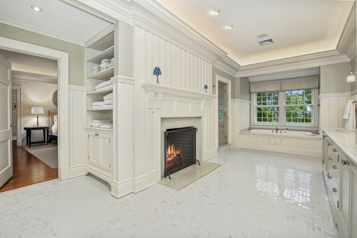 Fireplace, Interior, Recessed Lighting, Wood Texture Flooring