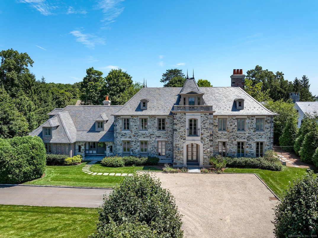 Exterior, Facade, French Provincial