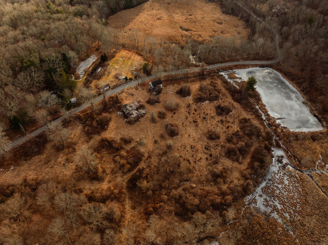 Exterior, Drone