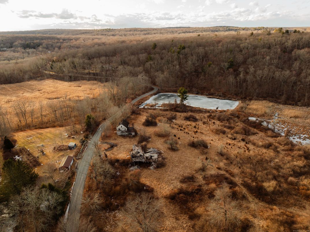 Exterior, Drone