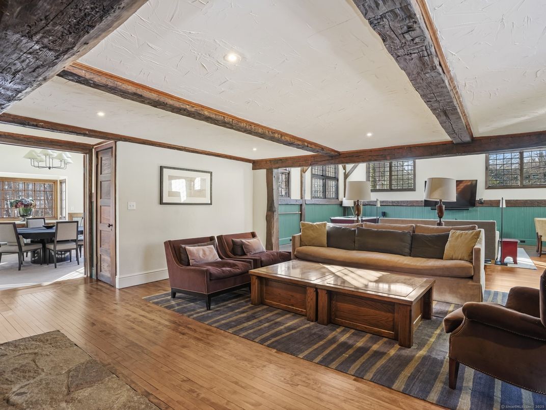 Dining room, Interior, Living room, Recessed Lighting, Wood Texture Flooring