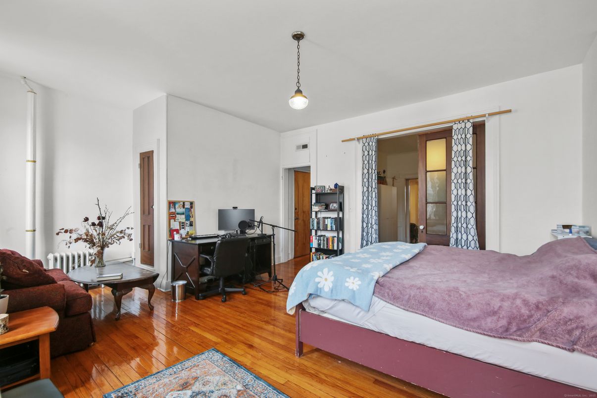 Bedroom, Home Office, Interior, Pendant Lights, Wood Texture Flooring