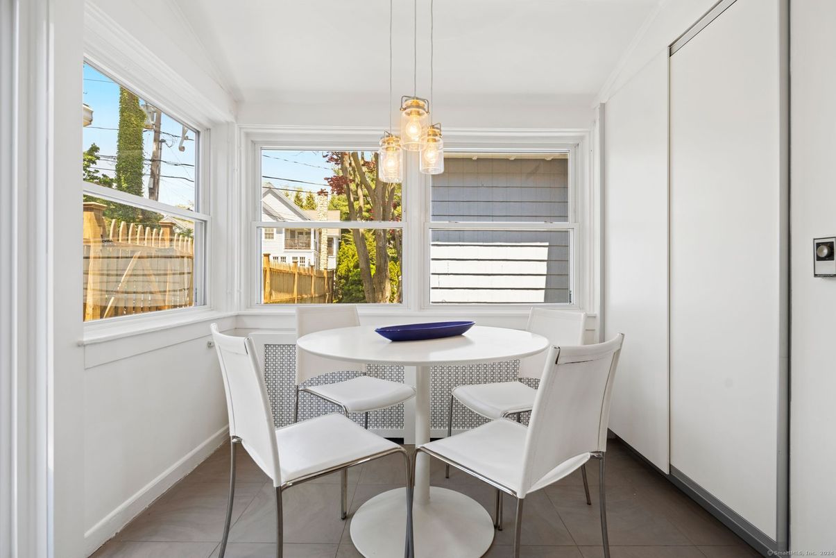 Dining room, Interior, Pendant Lights