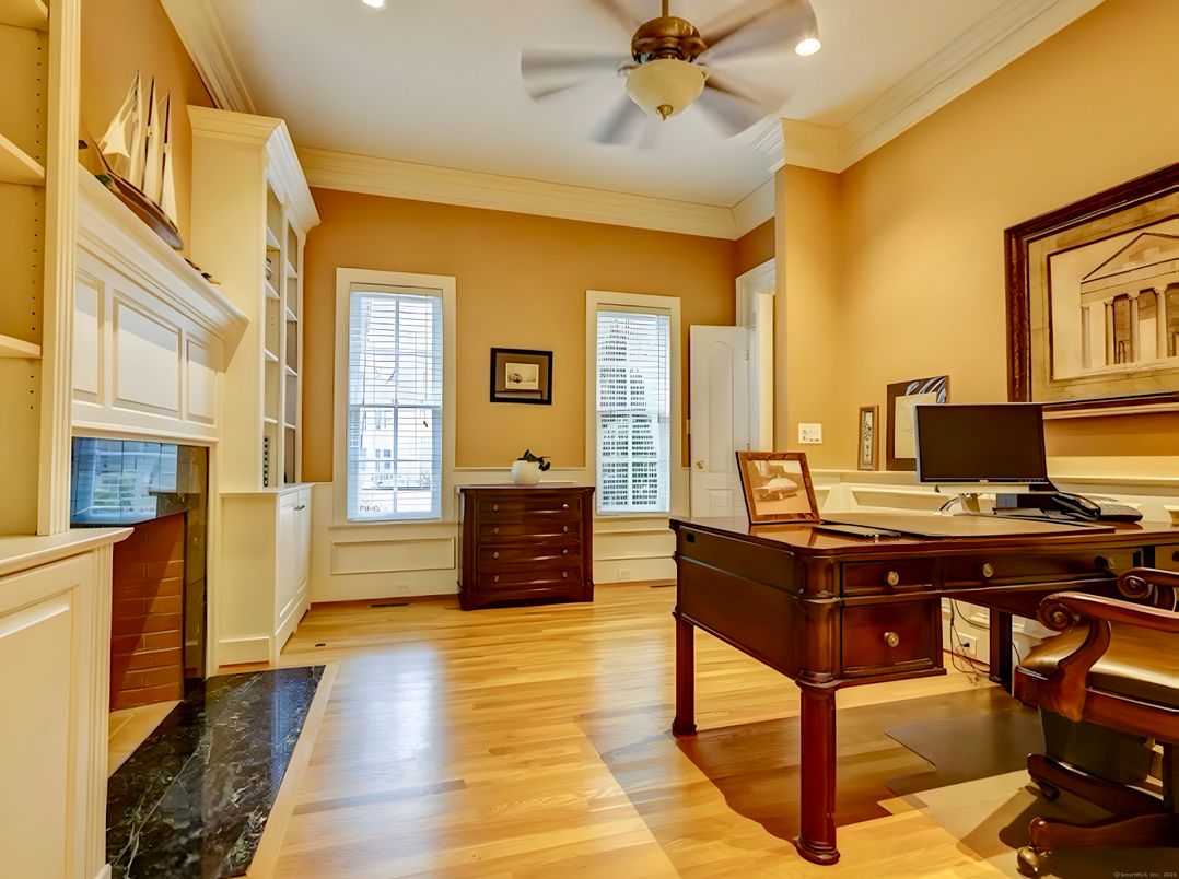 Home Office, Interior, Recessed Lighting, Wood Texture Flooring