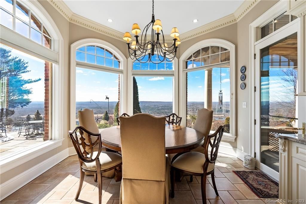 Chandelier, Dining room, Interior, Recessed Lighting
