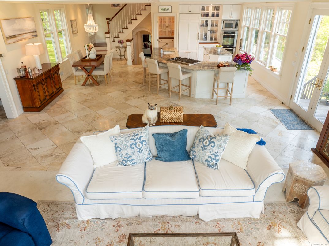 Dining room, Interior, Kitchen, Living room, Pendant Lights, Stainless Steel Appliances