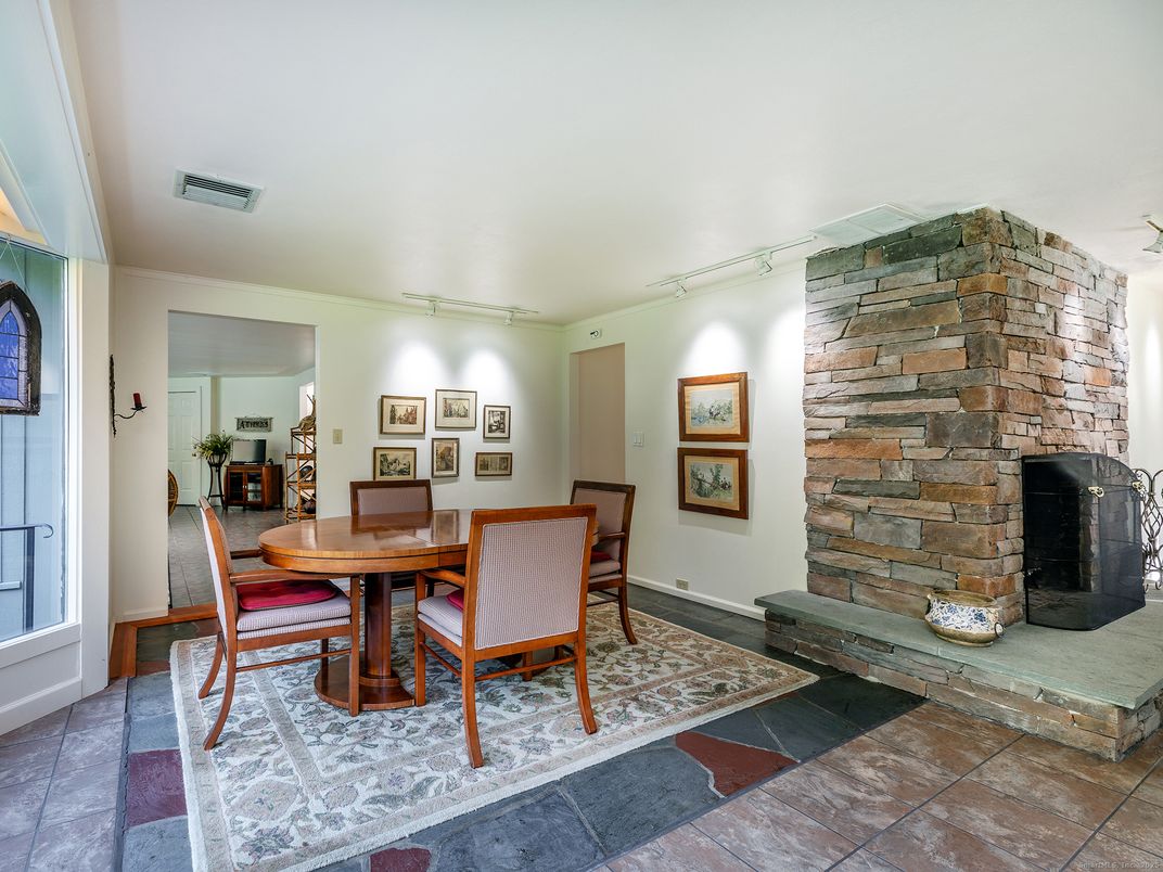 Dining room, Interior, Stone Walls