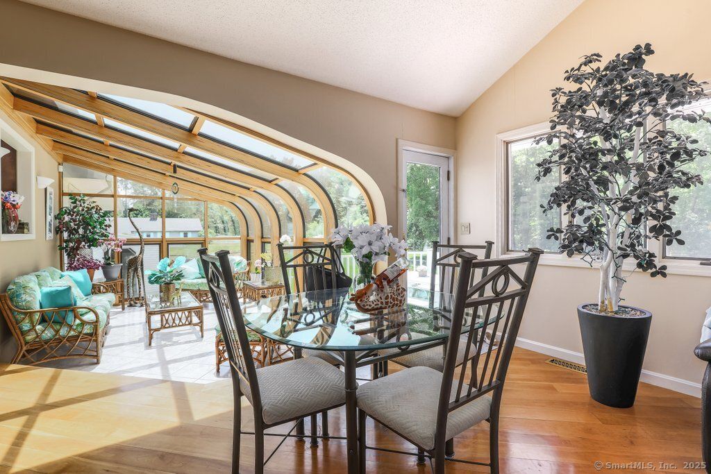 Dining room, Glass Ceilings, Interior, Sun Room, Wood Texture Flooring
