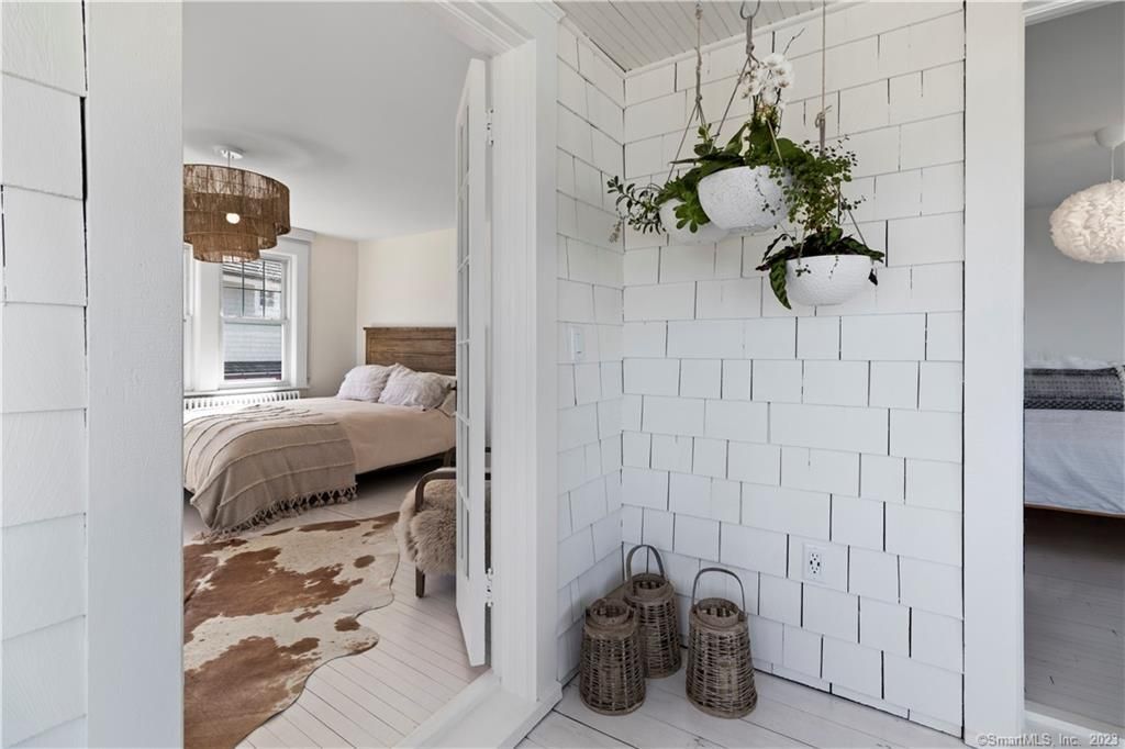 Bedroom, Interior, Pendant Lights, Wood Texture Flooring
