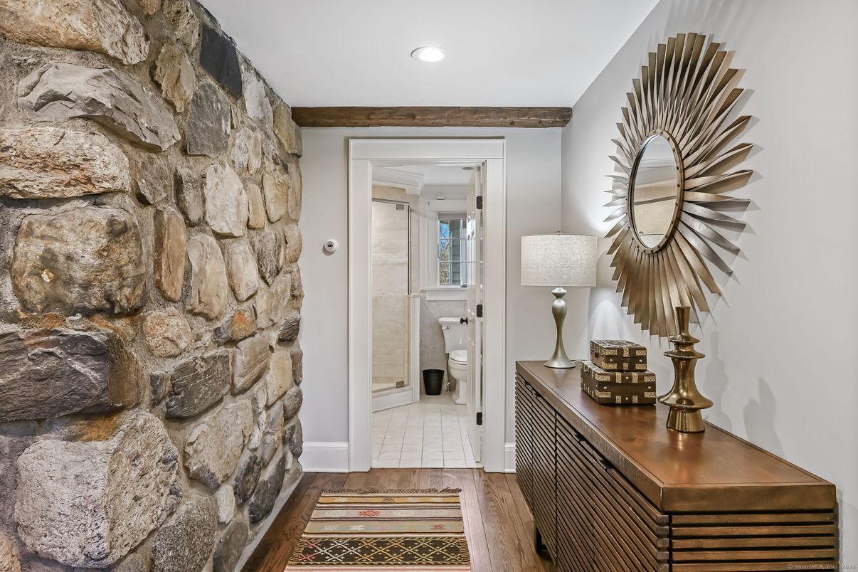 Bathroom, Interior, Recessed Lighting, Stone Walls