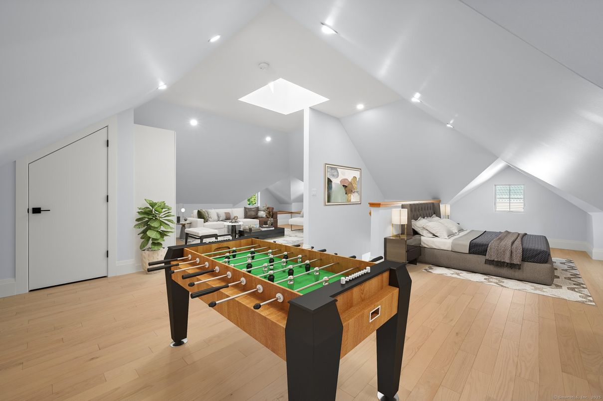 Game Room, Interior, Living room, Recessed Lighting, Wood Texture Flooring