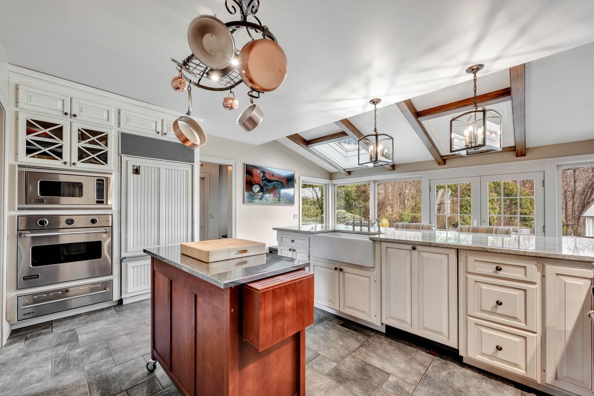 Interior, Kitchen, Pendant Lights, Stainless Steel Appliances
