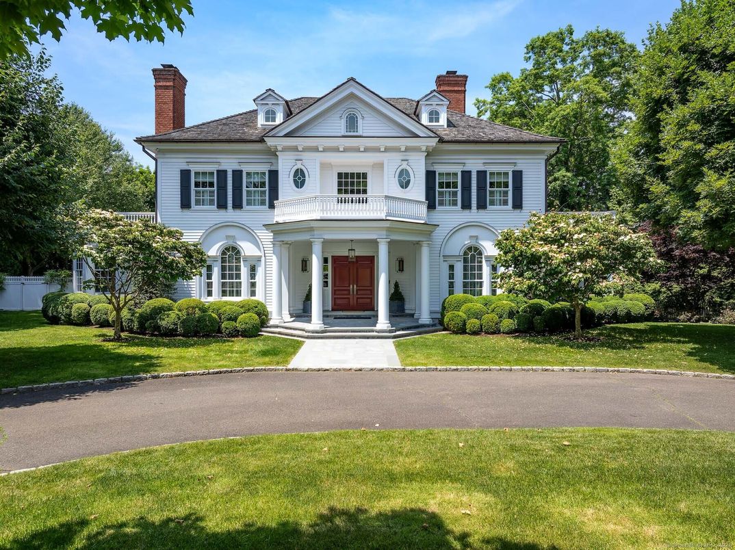 Exterior, Facade, Georgian