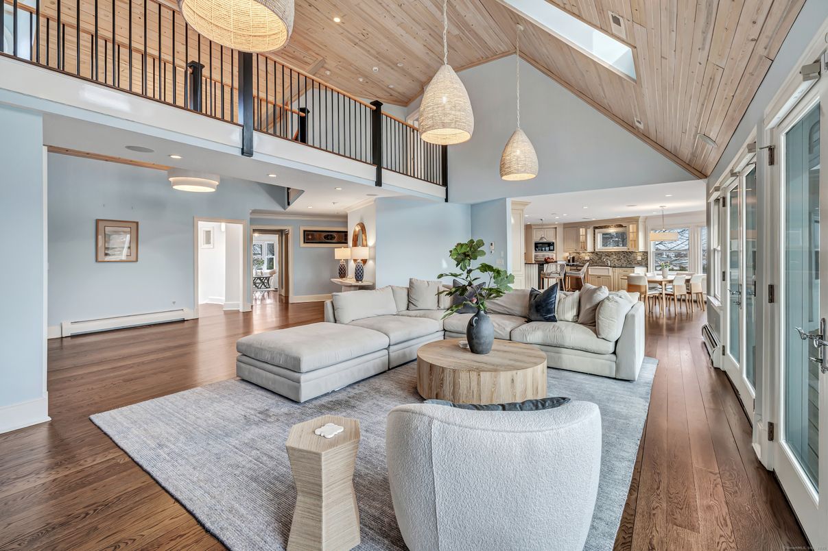 Dining room, Interior, Kitchen, Living room, Pendant Lights, Recessed Lighting, Wooden Ceilings, Wood Texture Flooring