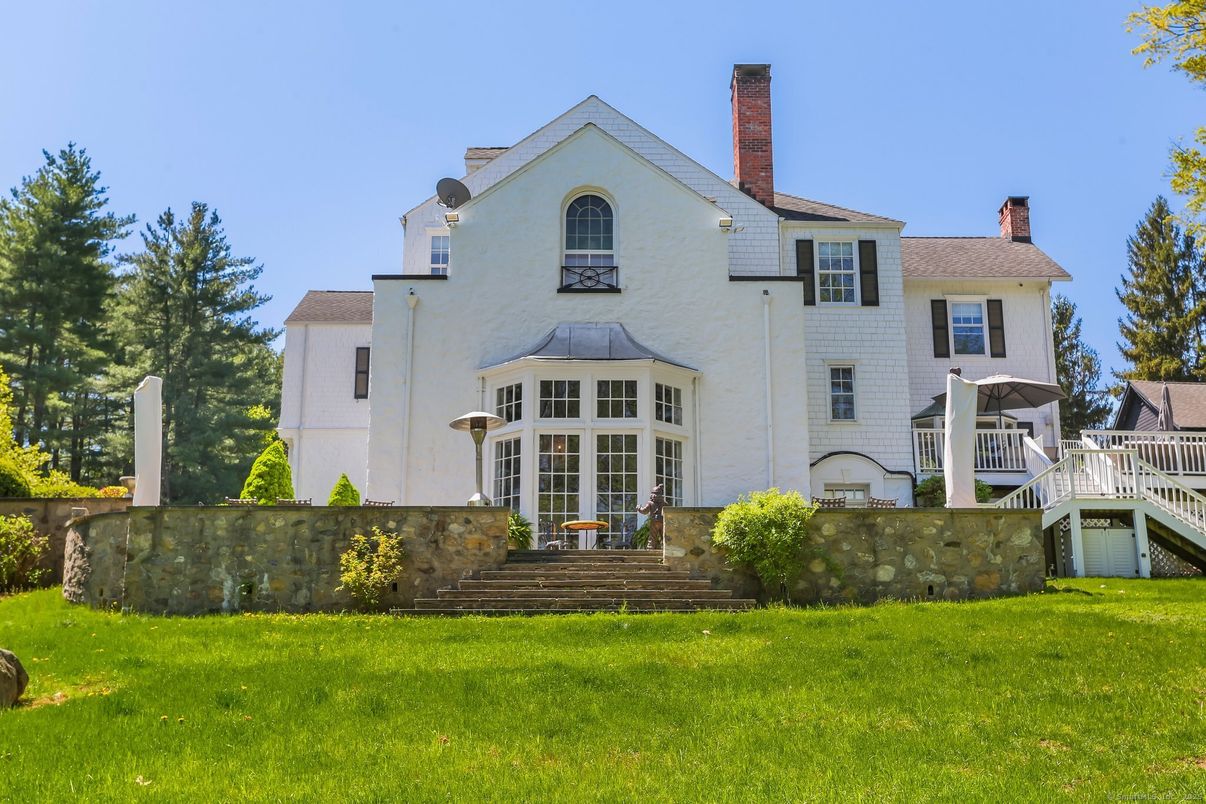 Backyard, Exterior, Facade, French Provincial