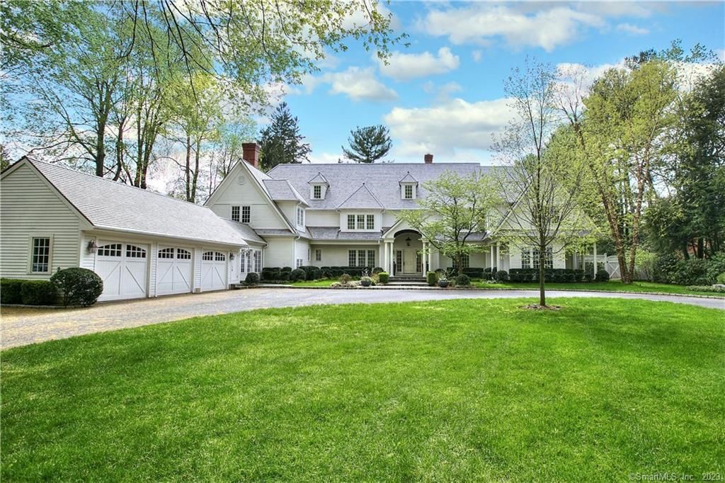 Attached, Backyard, Exterior, Facade, Farmhouse